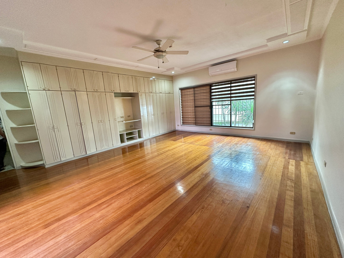 Ayala Alabang Village Property For Lease D