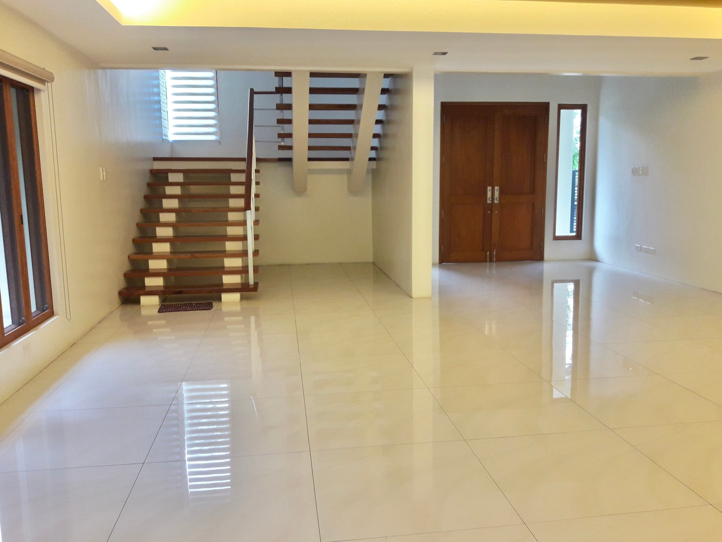Ayala Alabang Village Property FOR LEASE D