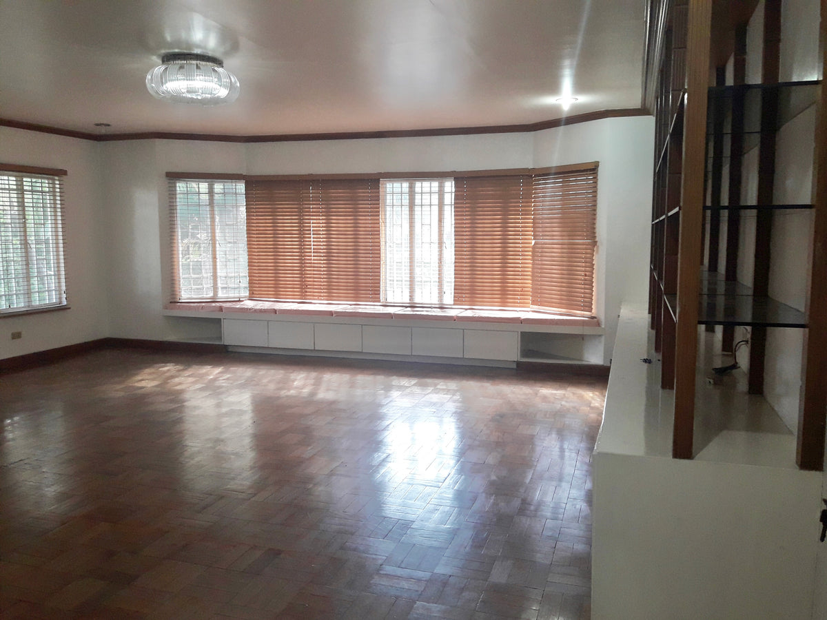 Ayala Alabang Villlage SPRAWLING GARDEN FOR LEASE🏠