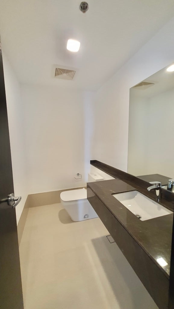 Ayala West Gallery Place Bonifacio Global City FOR LEASE D