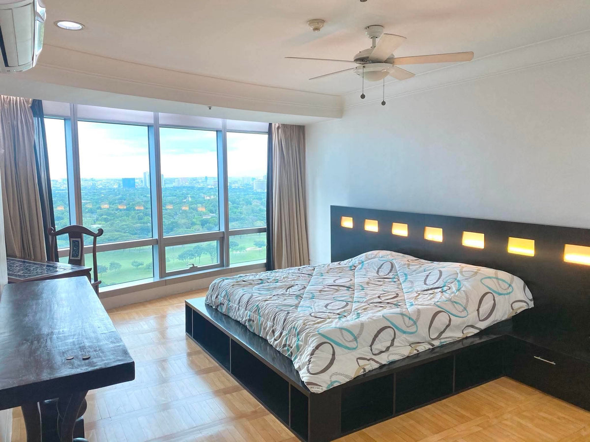ONE MCKINLEY PLACE Condominium BGC Property FOR LEASE🏠