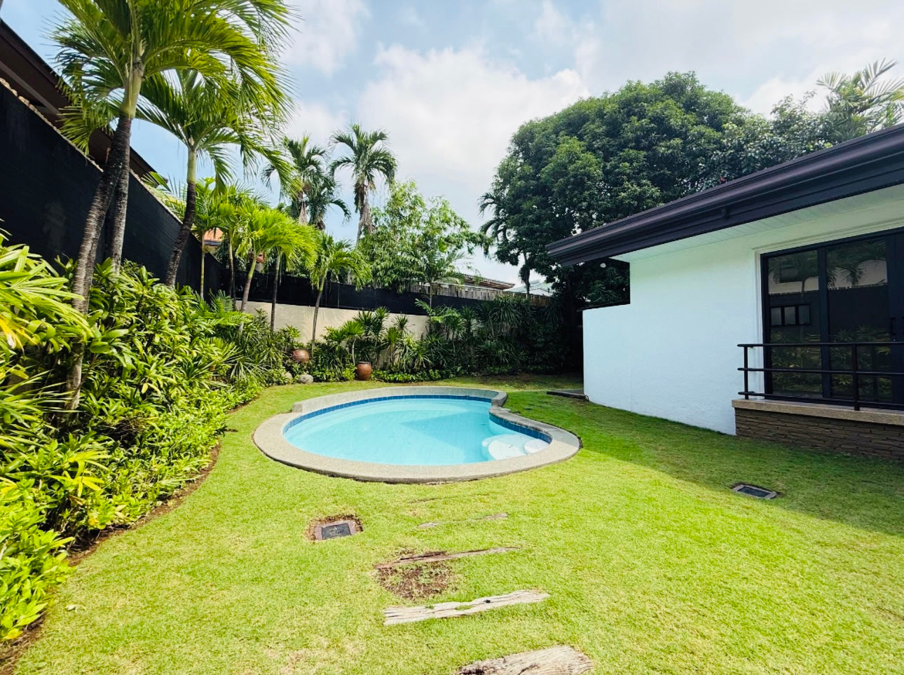 Ayala Alabang Village Property FOR LEASE D
