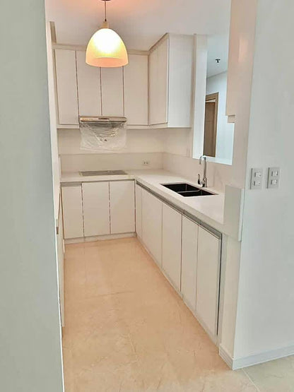 La Vie Condominium Filinvest Muntinlupa City FOR SALE or FOR LEASE D