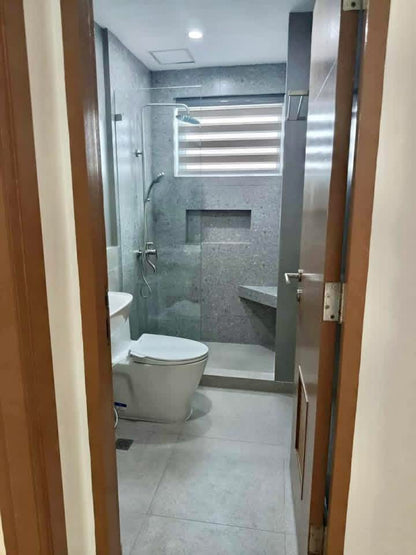 La Vie Condominium Filinvest Muntinlupa City FOR SALE or FOR LEASE D