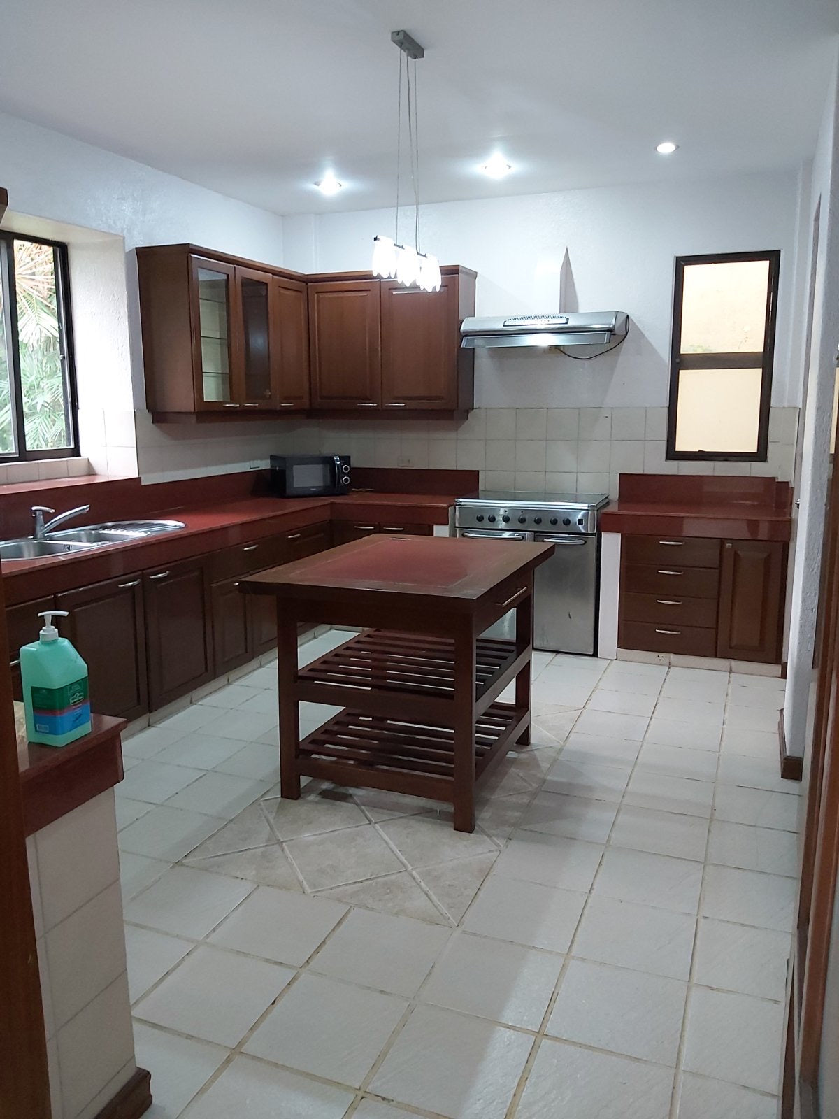 Ayala Alabang Village Property FOR LEASE D