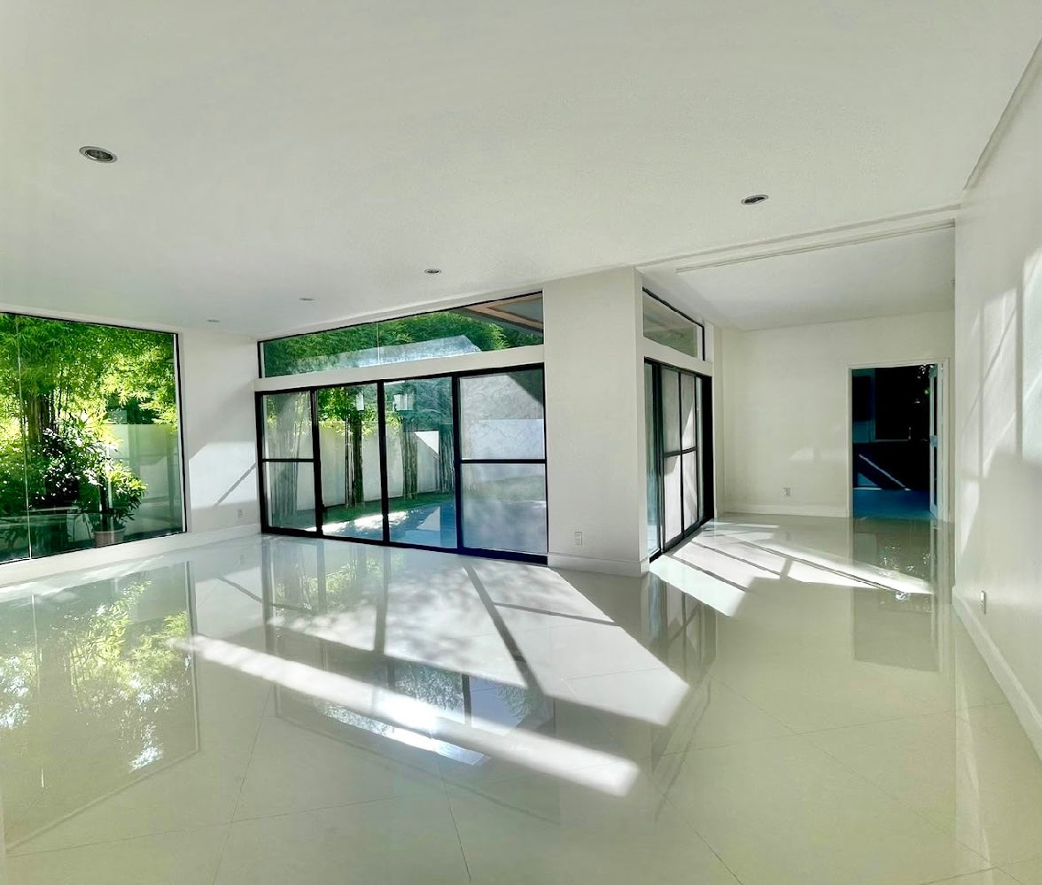Ayala Southvale Sonera FOR SALE D