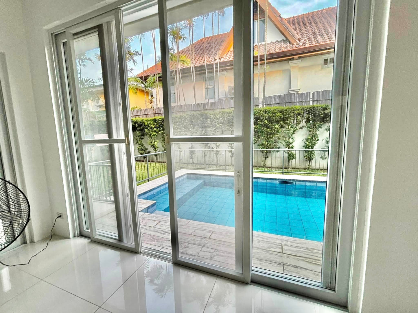 Ayala Alabang Village For Rent D