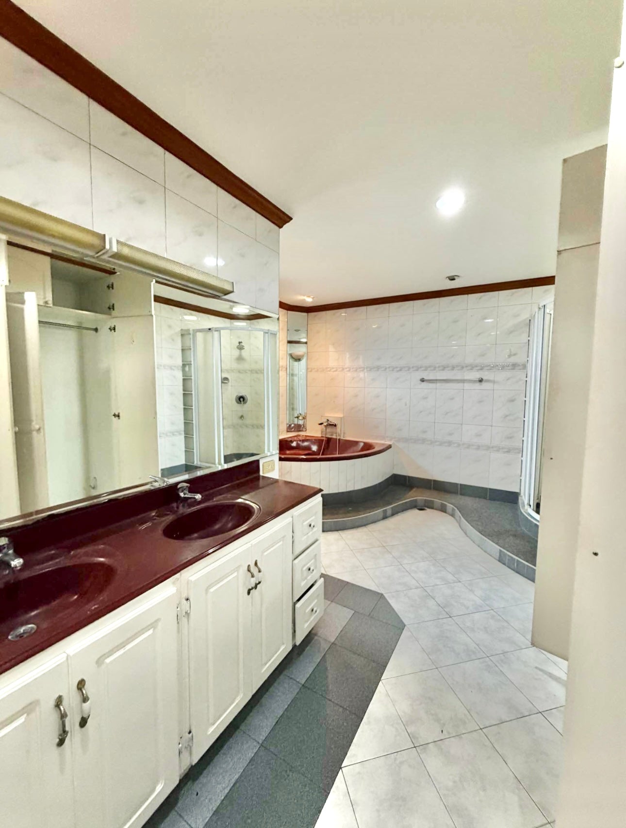 Ayala Alabang Village Property FOR LEASE D