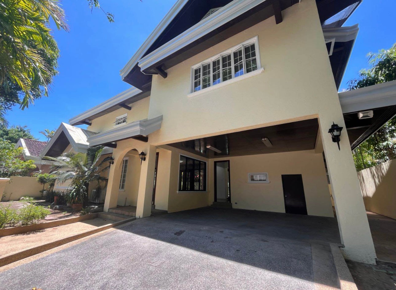 Ayala Alabang Village Property FOR LEASE D