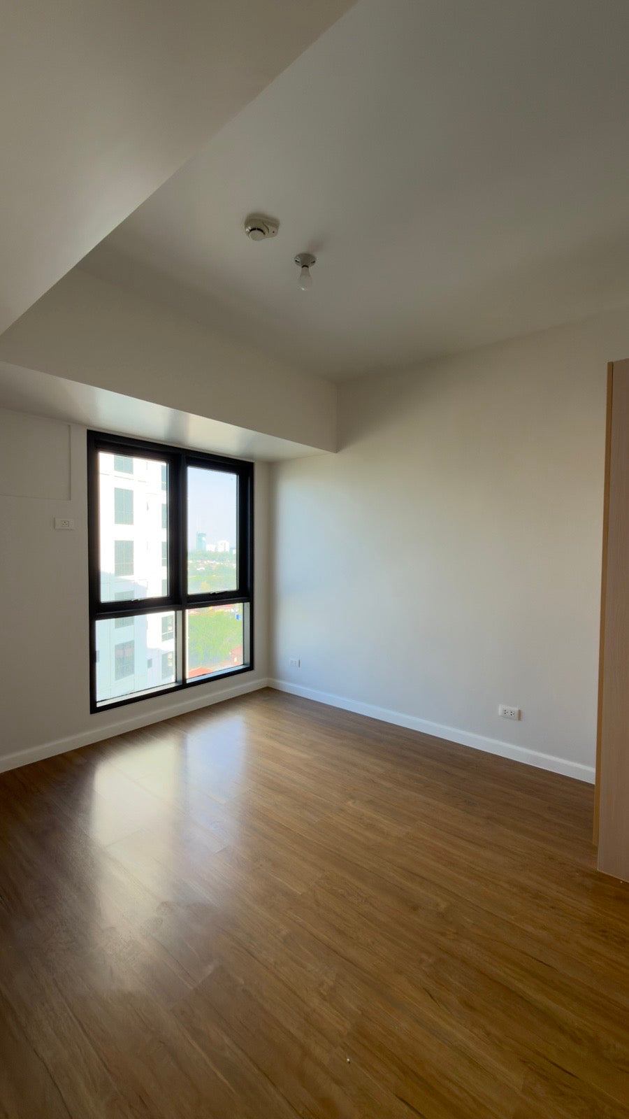 Ayala Cerca Condominium FOR LEASE D