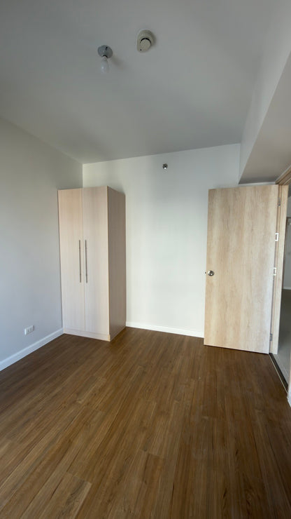 Ayala Cerca Condominium FOR LEASE D