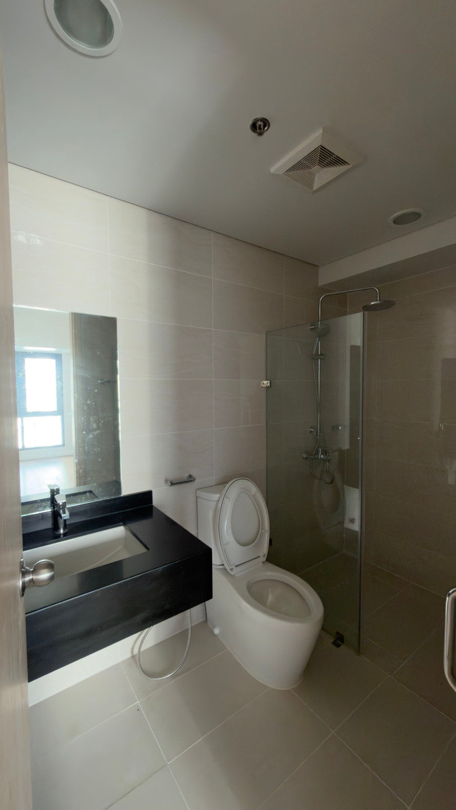 Ayala Cerca Condominium FOR LEASE D