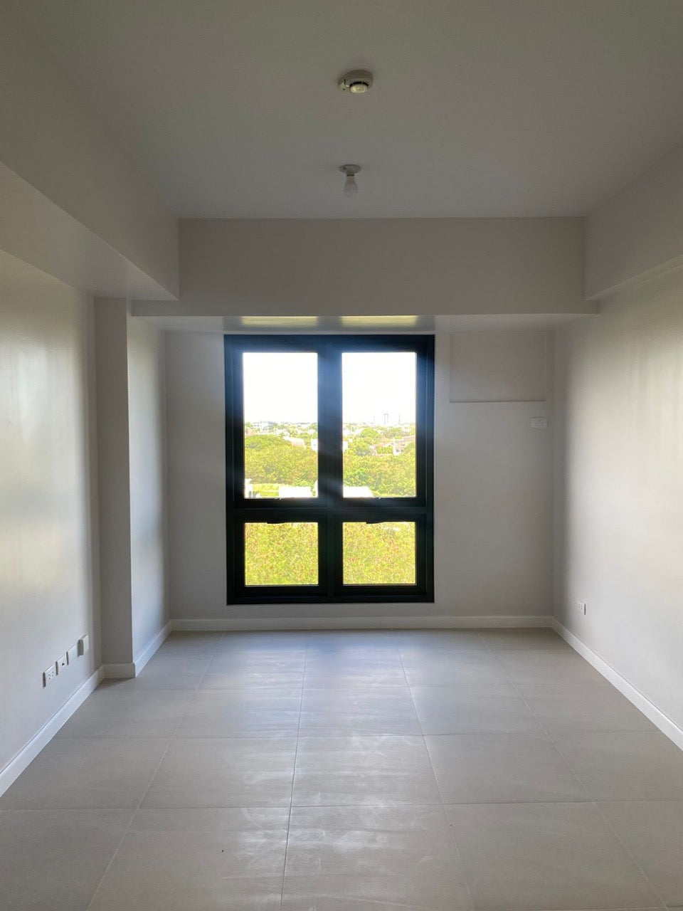 Ayala Alveo Viento at Cerca Condominiums For Sale and For Rent D