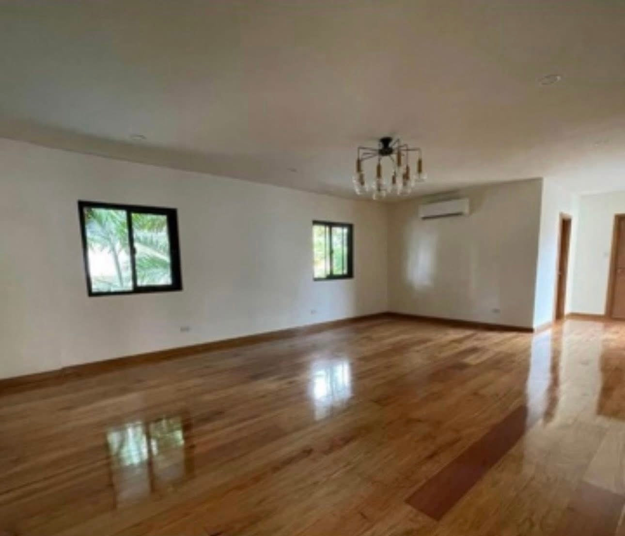 Ayala Alabang Village Gorgeous Modern Property For Sale