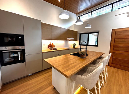 Ayala Alabang FOR LEASE • SALE | New Bungalow
