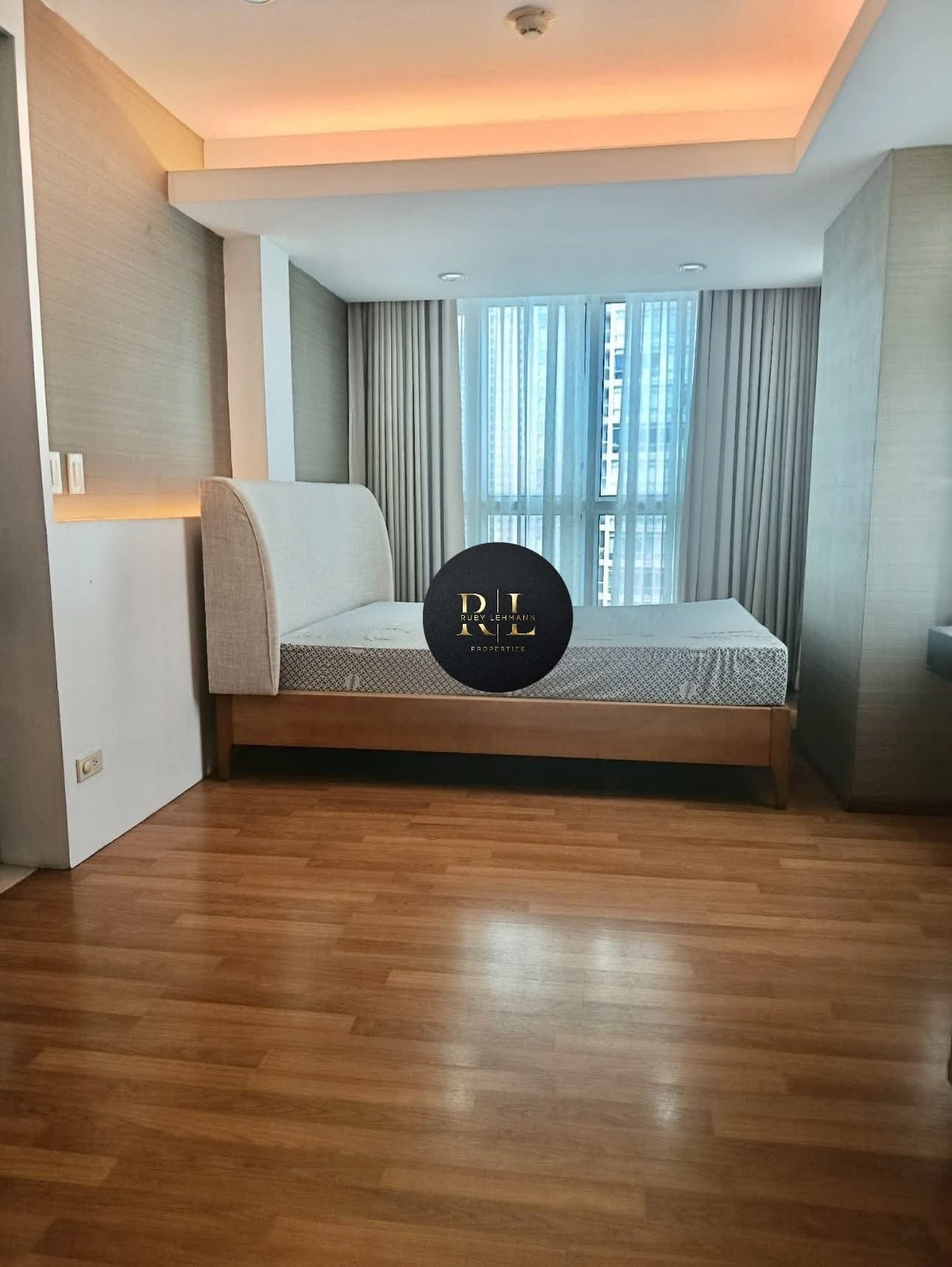 BGC Condominium Two Serendra Fully Furnished FOR LEASE D