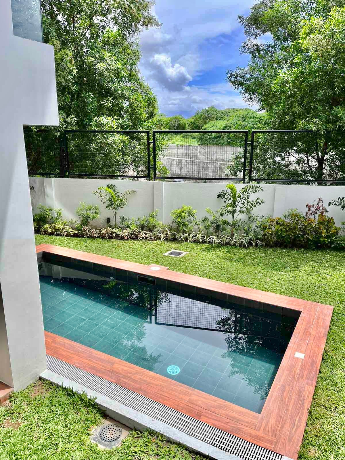 Ayala Southvale Primera Property FOR SALE D