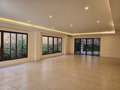 Ayala Alabang ELEGANT 3-STOREY RESIDENCE WITH BASEMENT &nbsp;| FOR LEASE 🏠