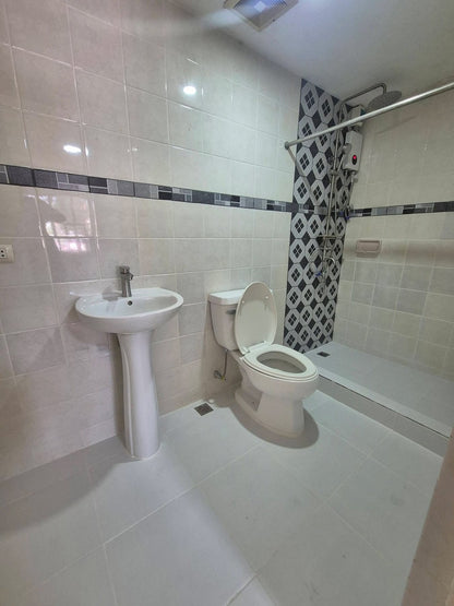 Ayala Alabang Village FOR LEASE D