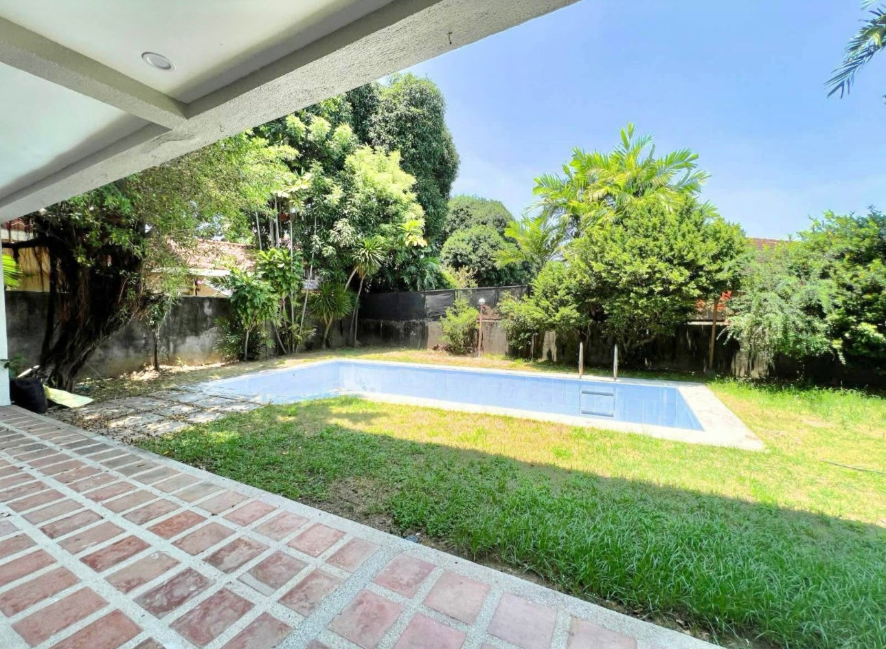 Ayala Alabang Village Property For Lease D