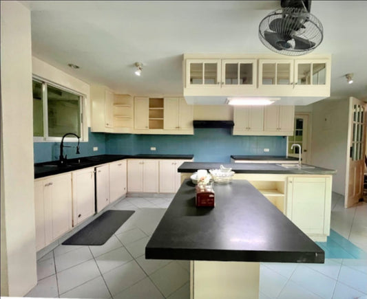 Ayala Alabang Property GREAT DEAL FOR SALE 🏠