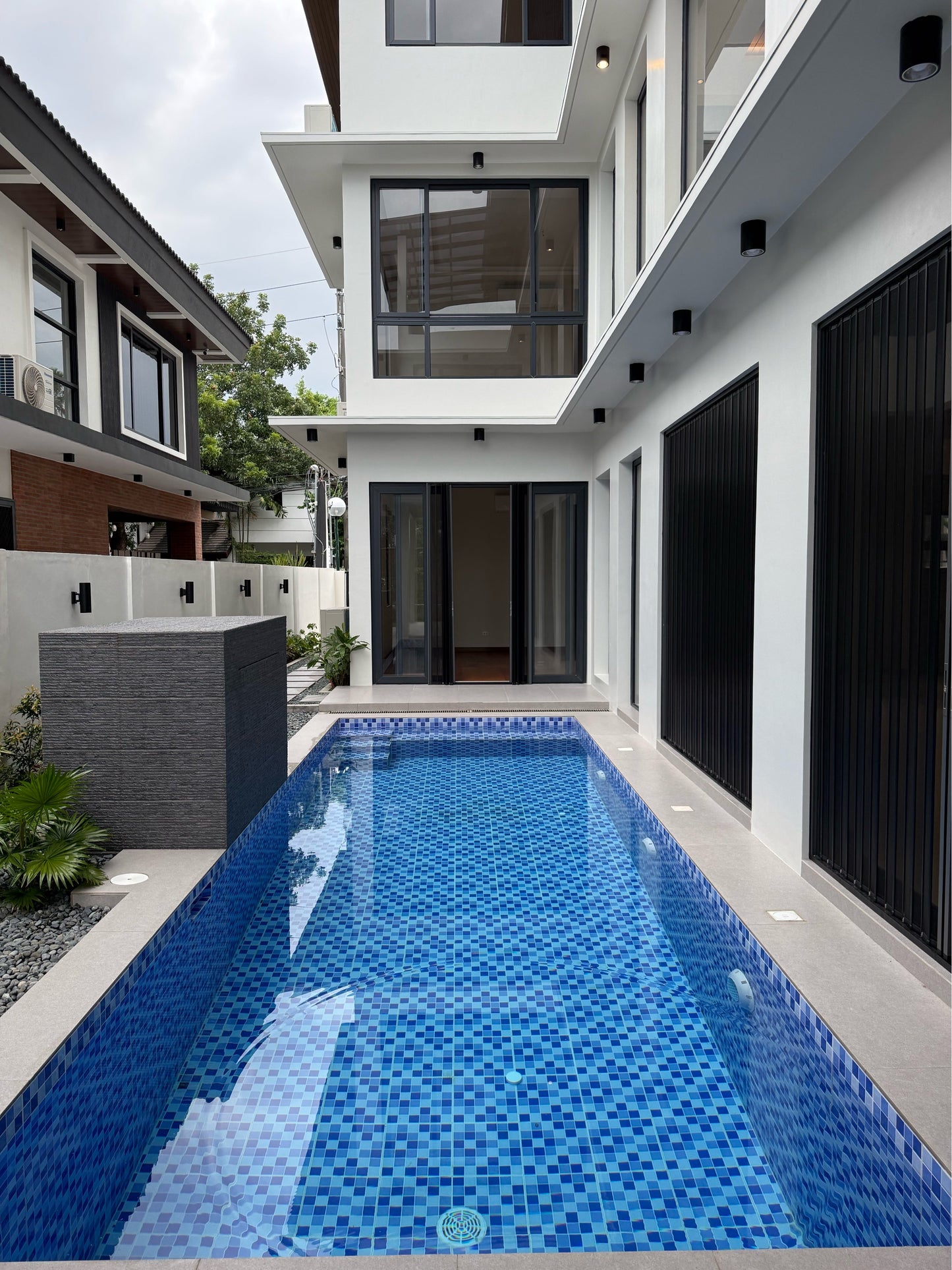 Ayala Alabang Village Property FOR SALE D