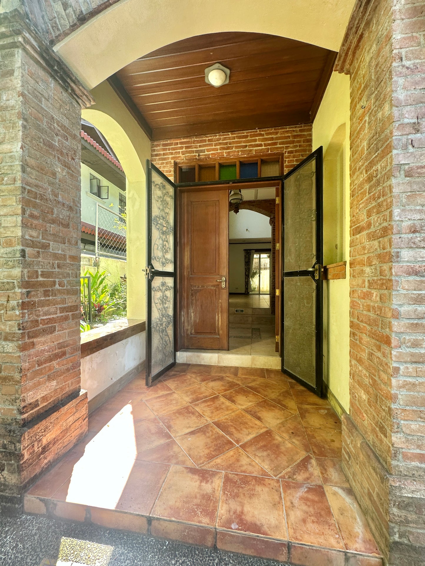 Ayala Alabang Village Property For Sale or For Lease