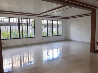 Ayala Alabang Villlage SPRAWLING GARDEN FOR LEASE🏠